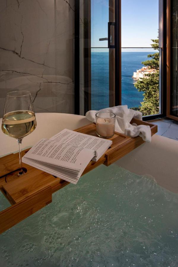 Villa T Dubrovnik - Wellness And Spa Luxury Villa With Spectacular Old Town View エクステリア 写真